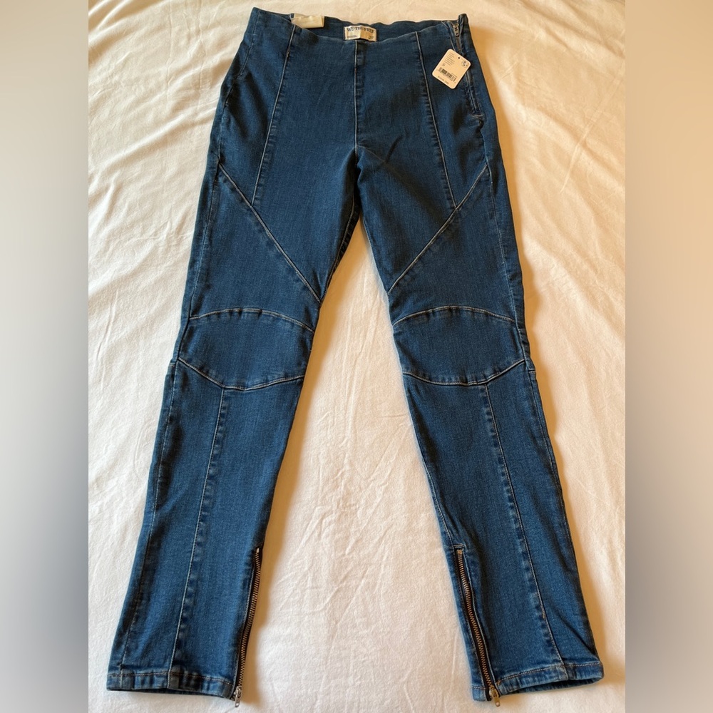 Free People We the Free Bella Moto Mid Rise Skinny Jean Size 29, NWT